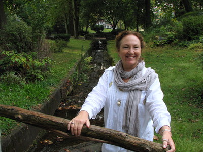 Ettel on the bridge